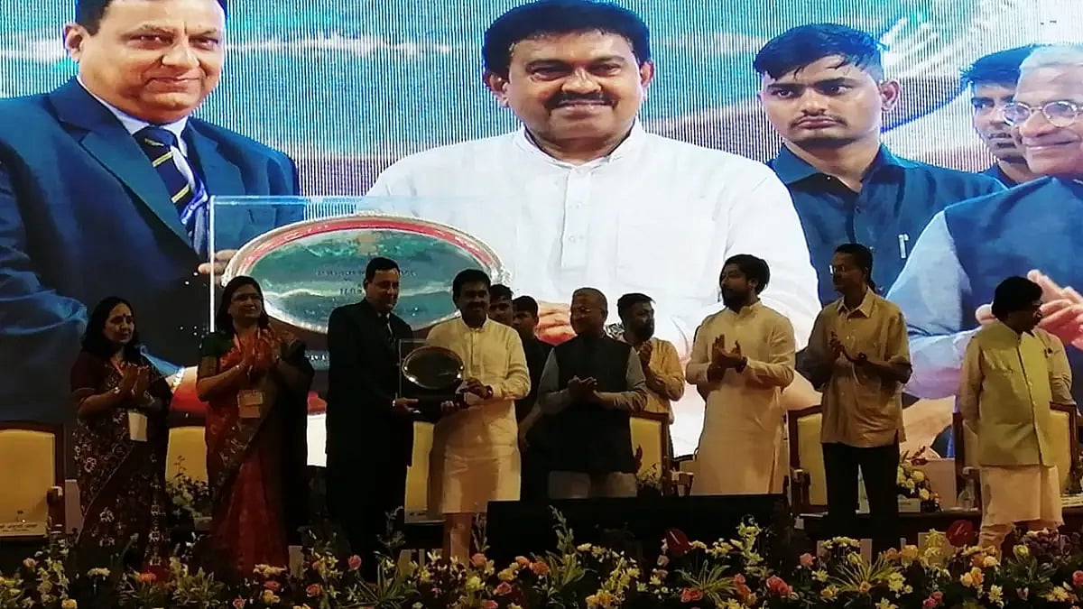 GRSE awarded the Prestigious ‘RAJBHASA KIRTI PURASKAR’