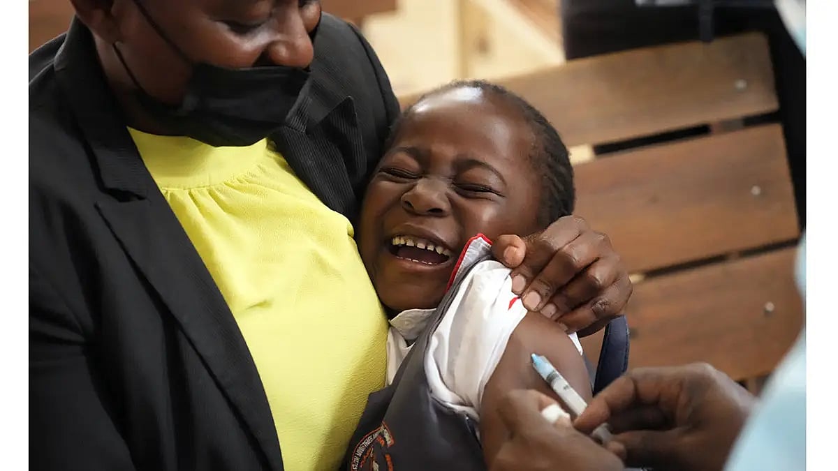 People Get Vaccinated Against Measles In Secret In Zimbabwe