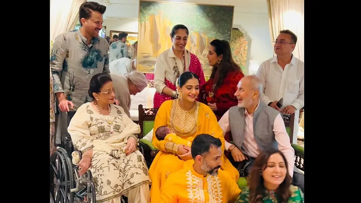 Sonam Kapoor Shares Photo Of Son Vayu