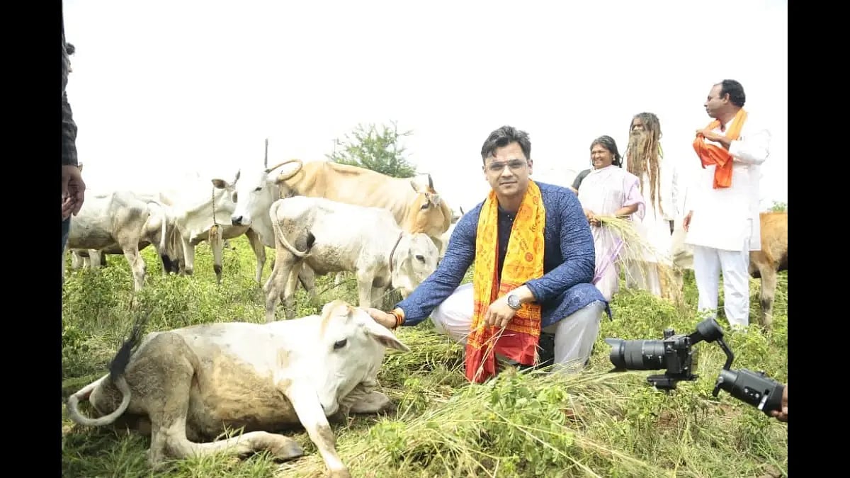 Reel to Real Hero Akash Singh Rajput To Launch Free Vaccine of Lumpy Virus For Cows