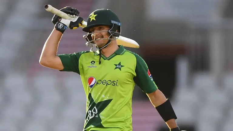 Haider Ali scored 18 runs off 14 balls but the middle-order batter felt dizziness. - null