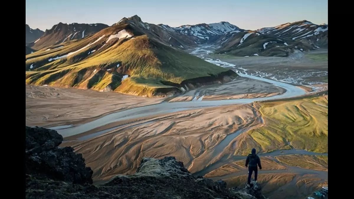 Travelling To Iceland