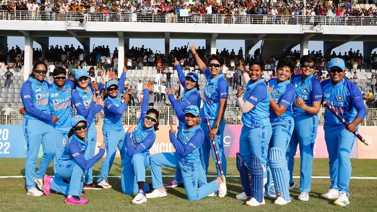 Indian Women outclassed the Sri Lankan Women in all departments.