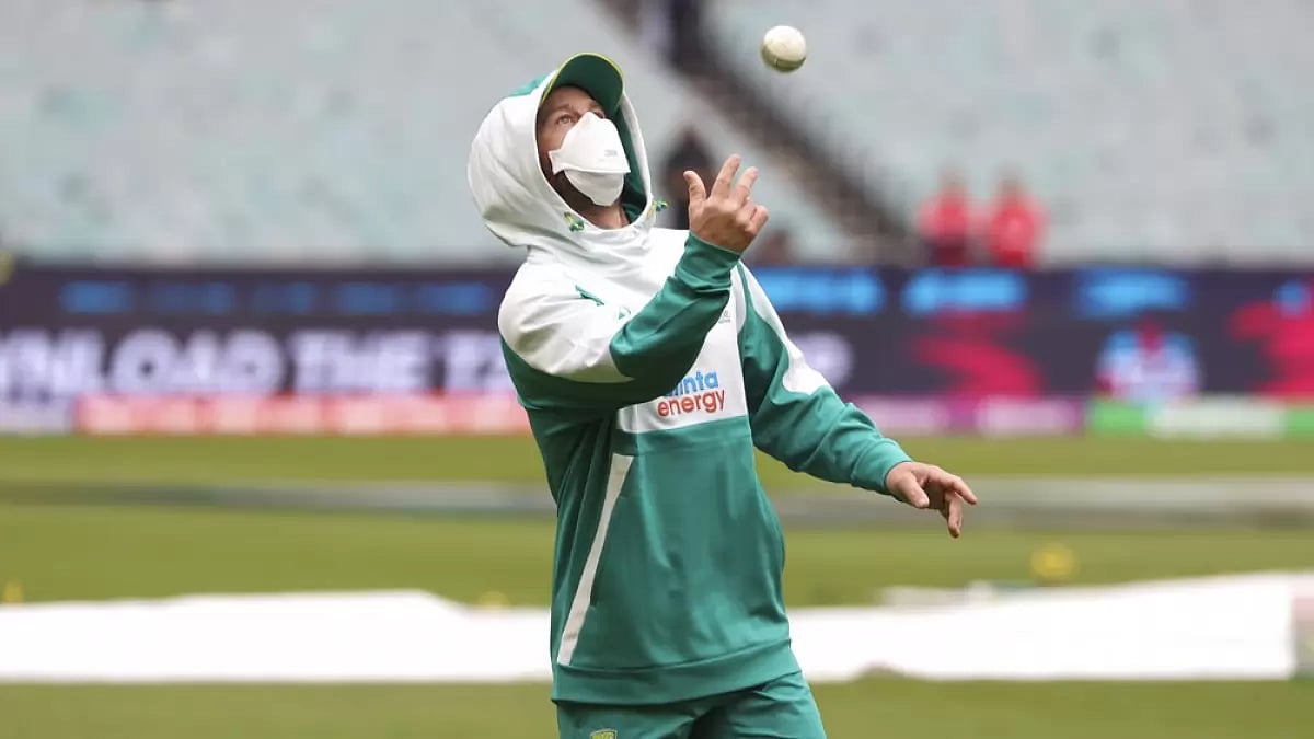 Australia's Matthew Wade warms up ahead of their ICC T20 World Cup 2022 match against England.