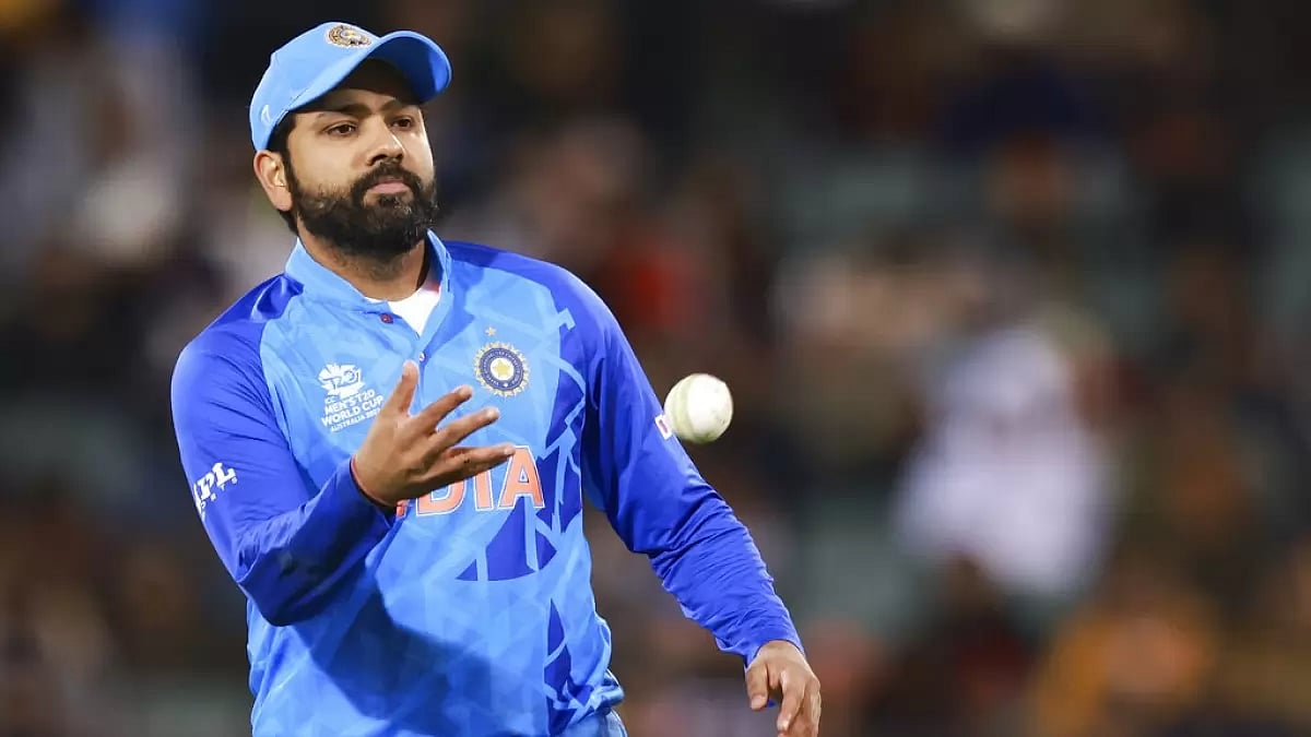 Rohit Sharma injured his left thumb while fielding in the second ODI.
