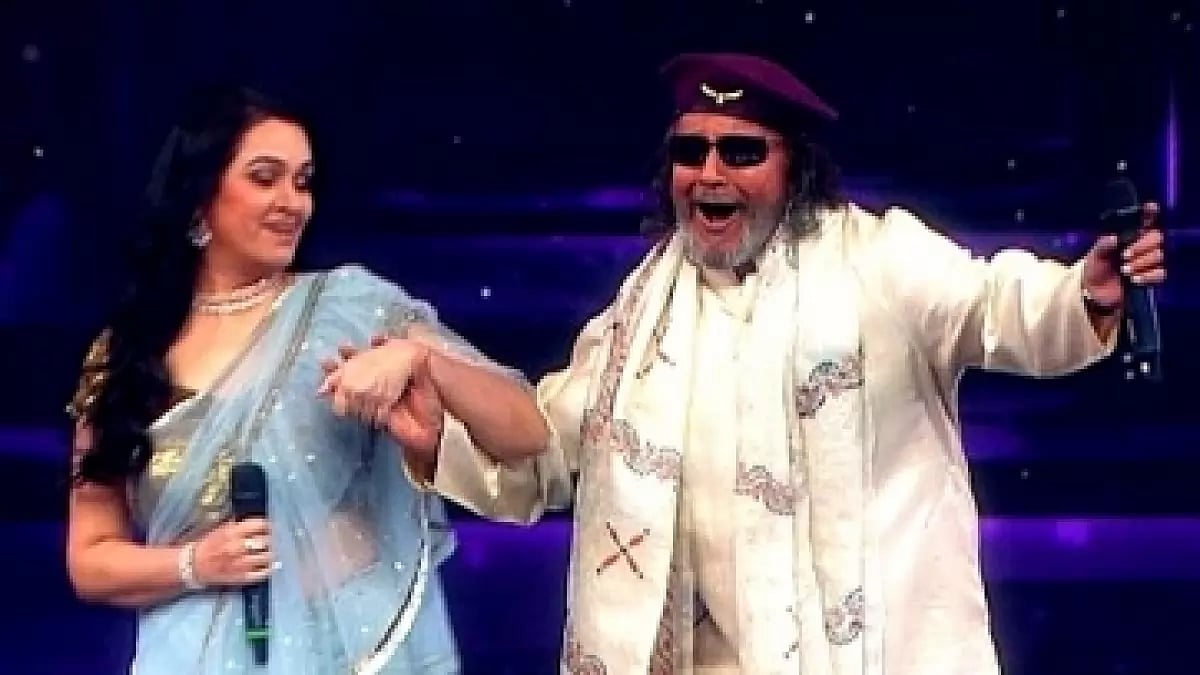 Mithun Chakraborty and Padmini Kolhapure