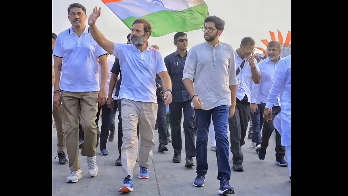 Aaditya Thackeray Joins Rahul Gandhi on Bharat Jodo Yatra