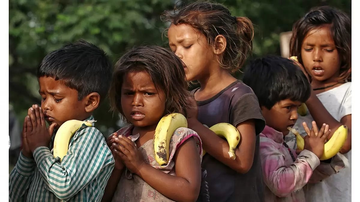 Around 135 million people have advanced above poverty between 2015-16 and 2019-21, according to a report by NITI Aayog. (Representative Image)