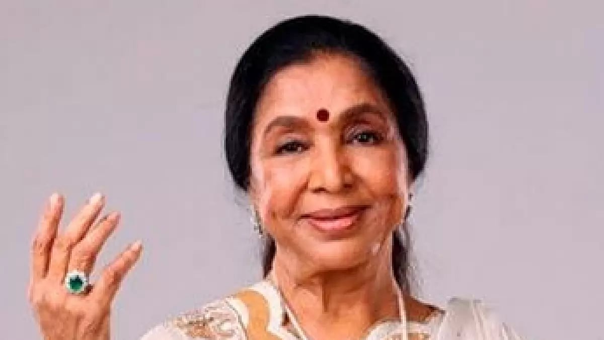 Legendary Singer Asha Bhosle