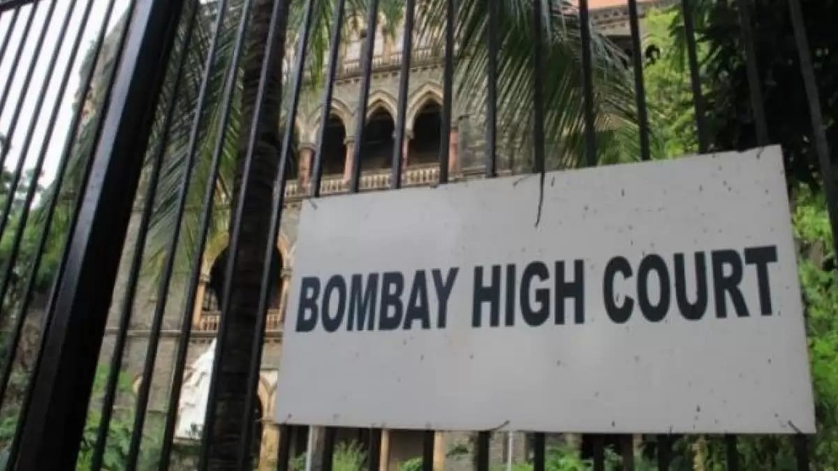 Bombay HC grants bail to 22 year old man accused of raping his minor girlfriend