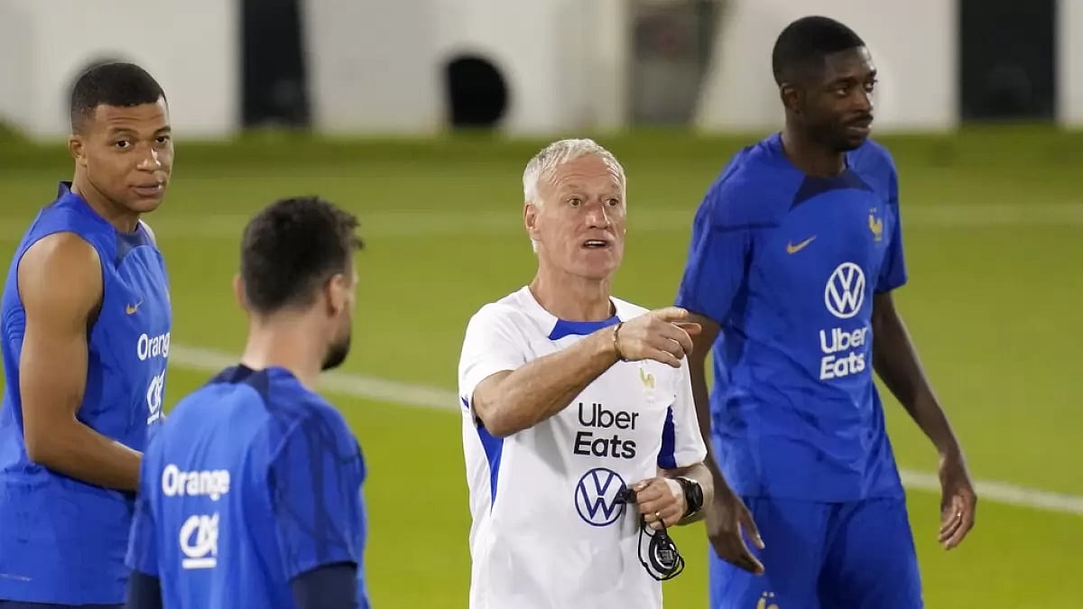 France's national team coach Didier Deschamps gives instructions during a training session.