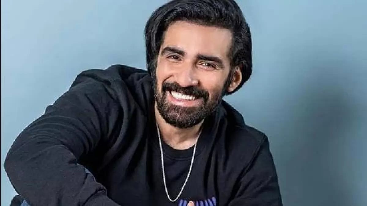 Avinash Tiwary 