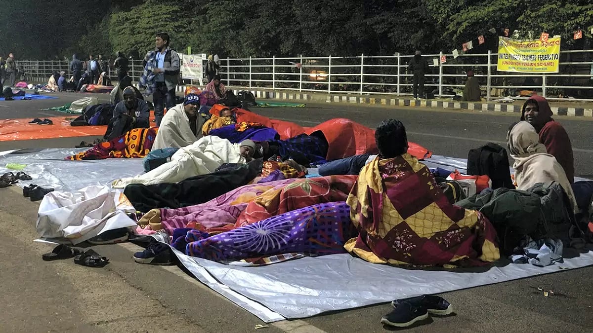 School teachers protest in Bhubaneswar