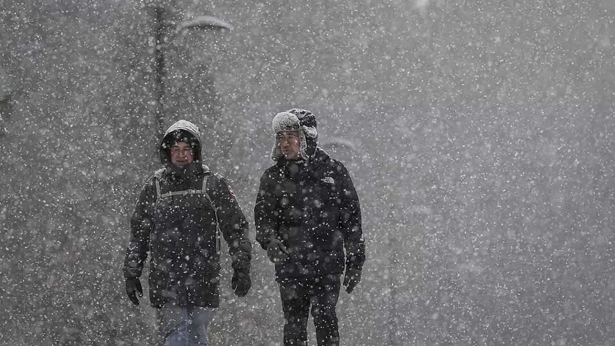 British Columbia Hit With Heavy Snowfall