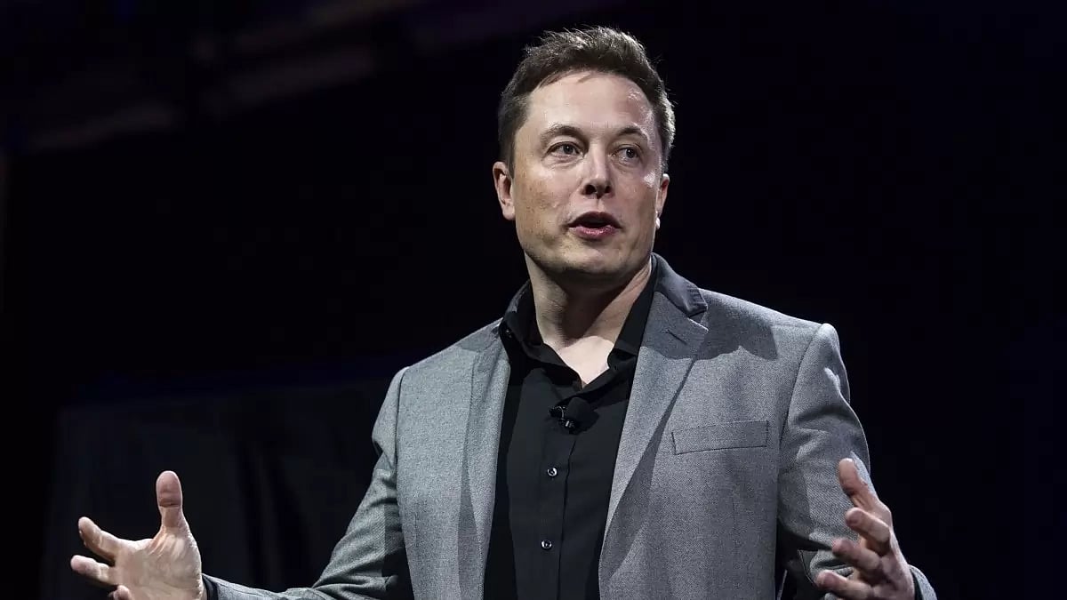 Twitter CEO Musk last year sent social media into frenzy tweeting about buying the club.
