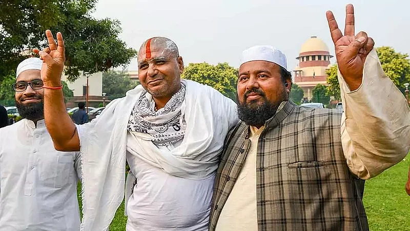 The Story Of Nirmohi Akhara, The ‘Other’ Hindu Side In The Ram Janmabhoomi-Babri Masjid Saga
