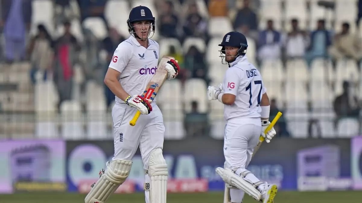 Ben Duckett, right, scored 79, whereas Harry Brook is not out on 74.