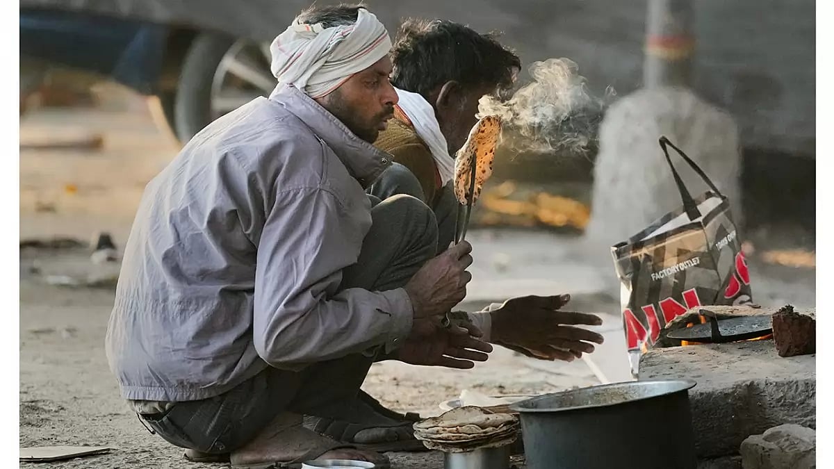 Cold winter morning in New Delhi