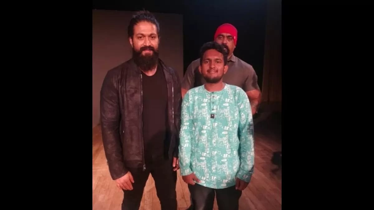 Yash with his fans