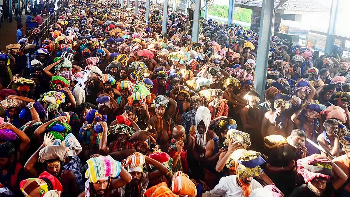 Devotees at Sabarimala temple