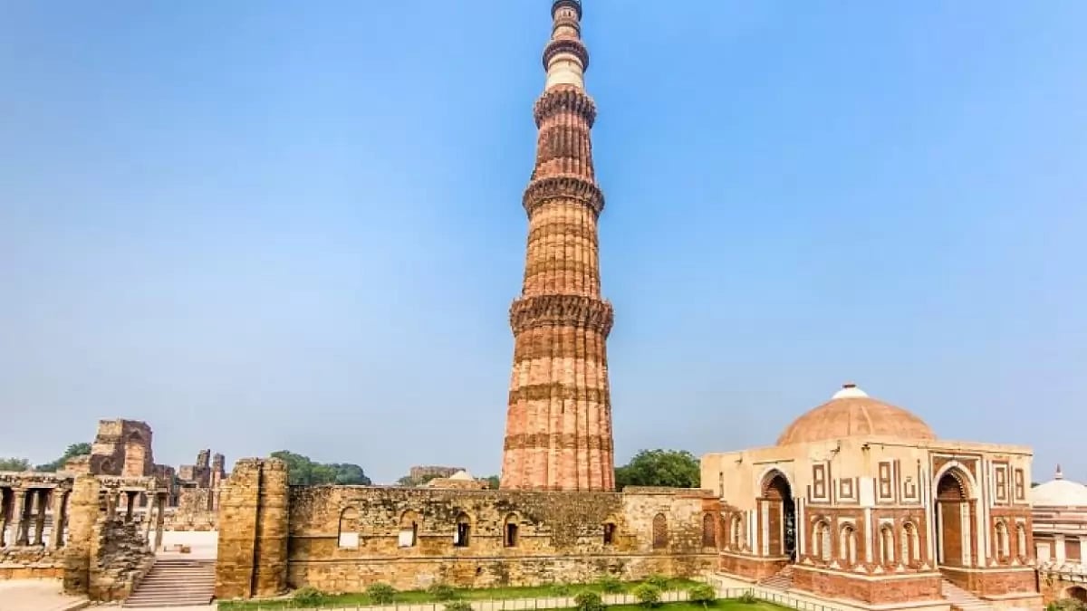 Qutub Minar complex in Delhi