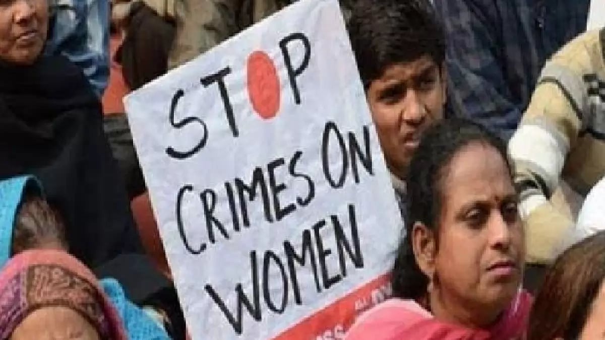 A Spanish woman recounts a harrowing ordeal in Jharkhand, where she and her partner were assaulted, robbed, and she was raped by seven men.