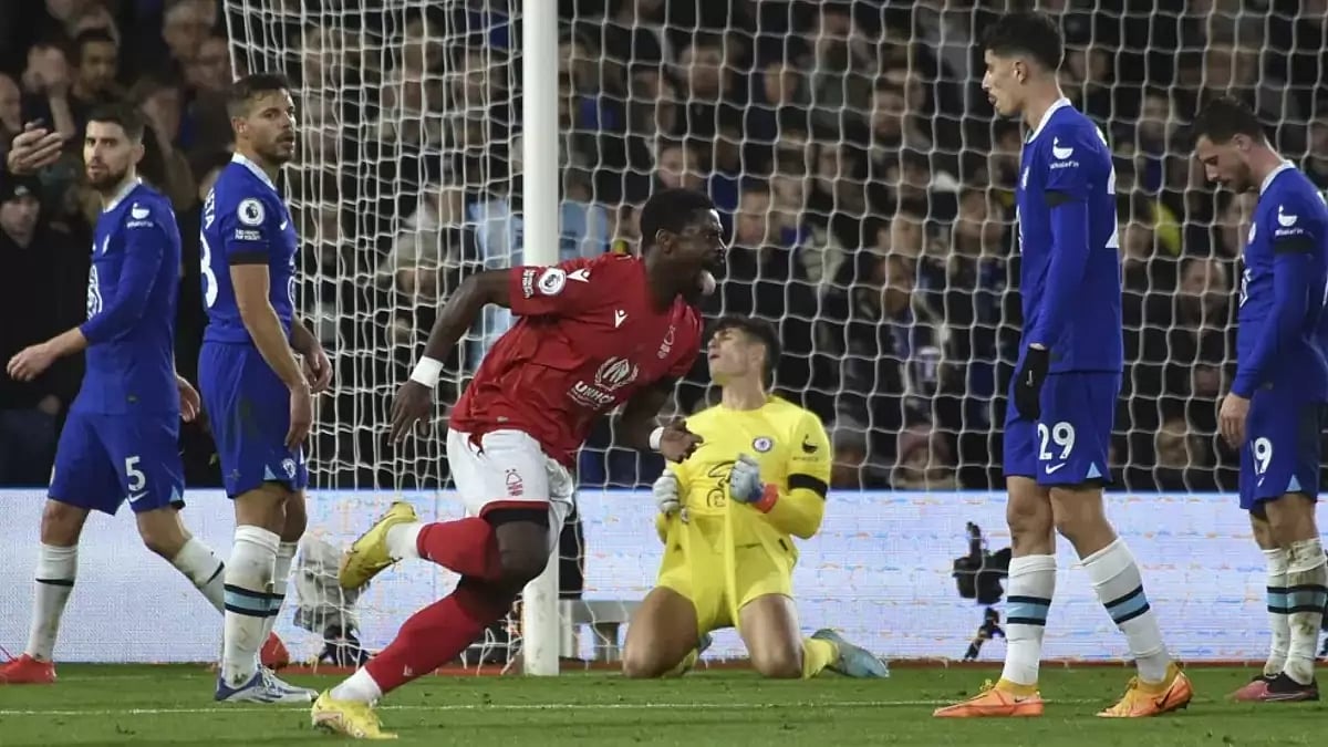 Chelsea are now seven points behind fourth placed Manchester United.