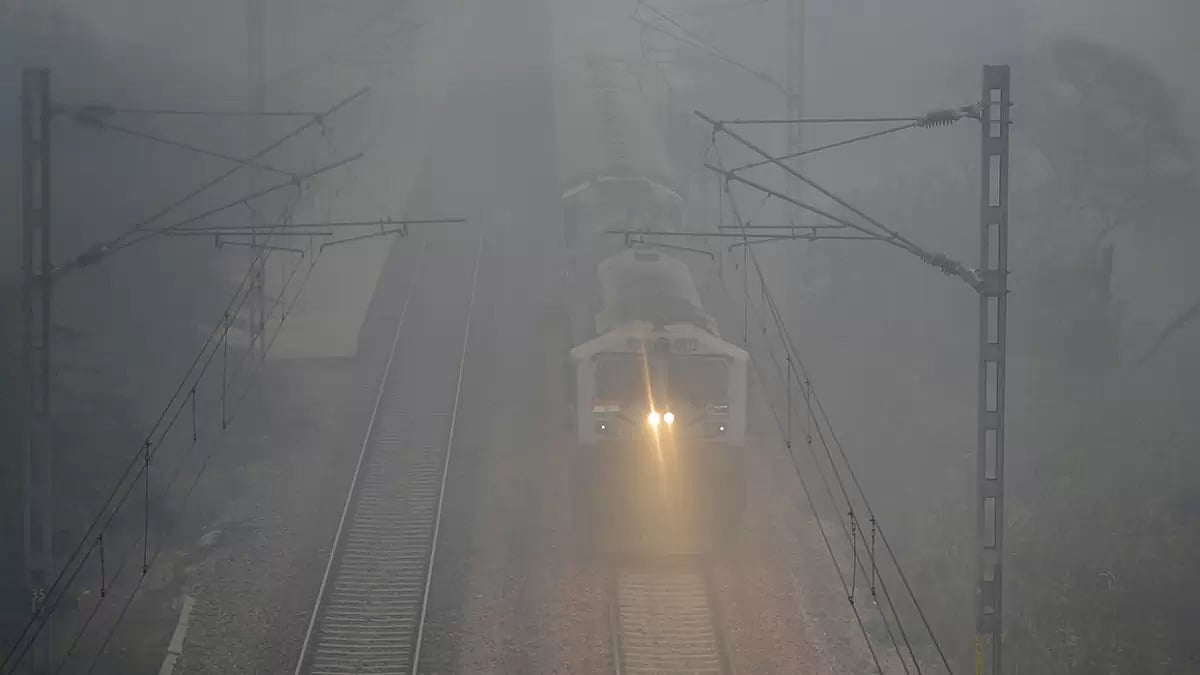 Weather: Fog in Gurugram