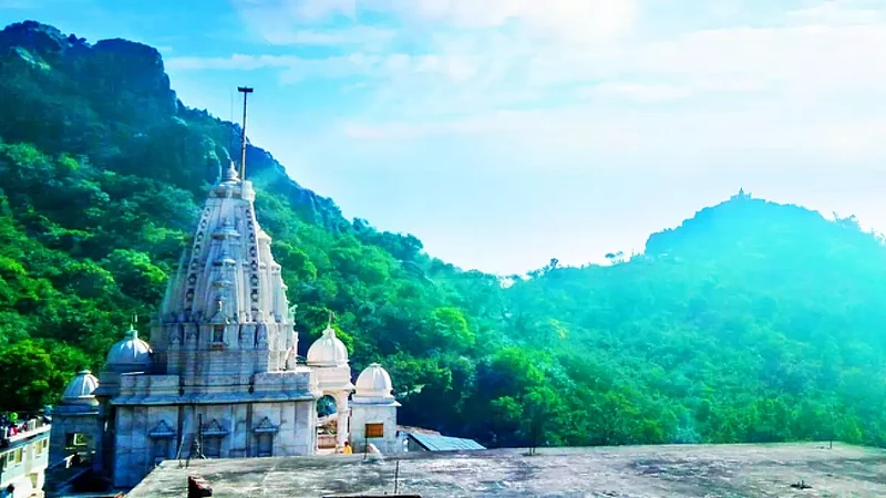 Jharkhand: Tribals To Observe Days Fast On Jan 30, Demand Freeing Of Parasnath Hills From Jains