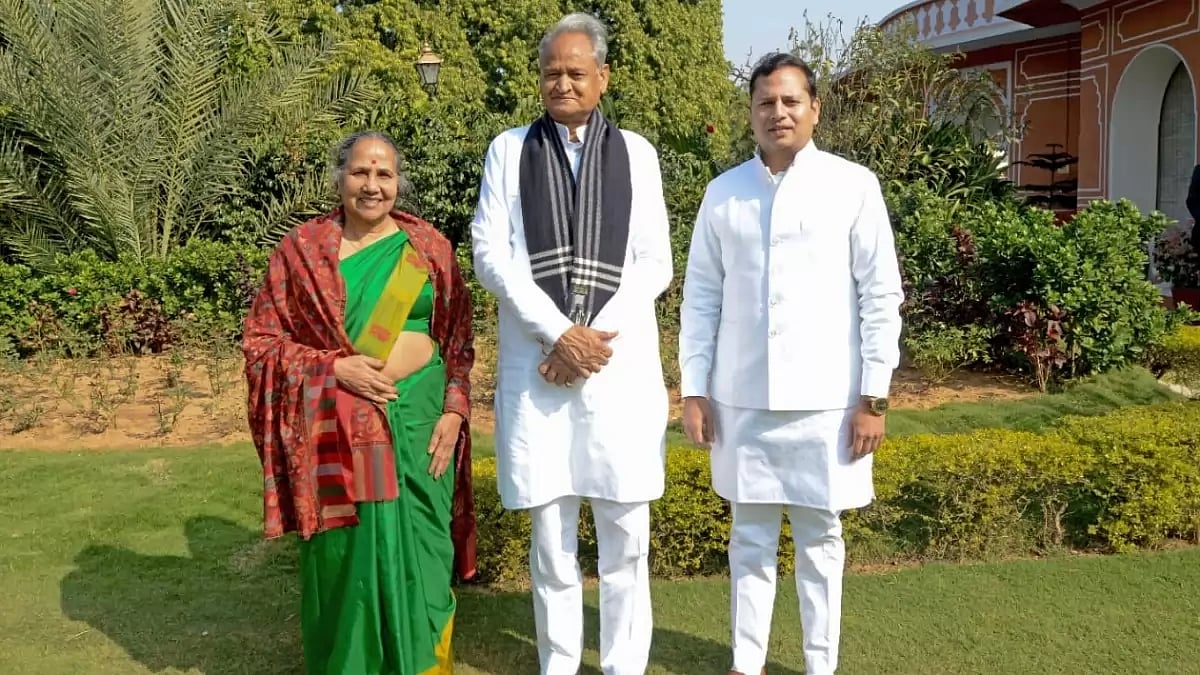 Rajasthan Cricket Association President Vaibhav Gehlot with his parents