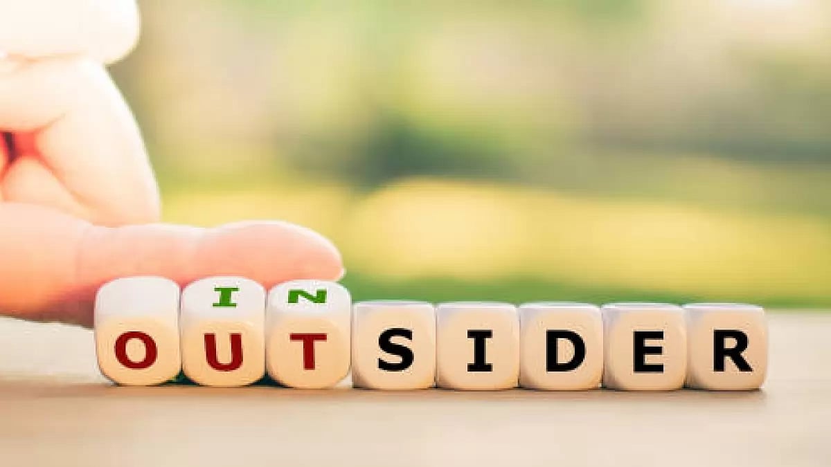 Insider Vs Outsider