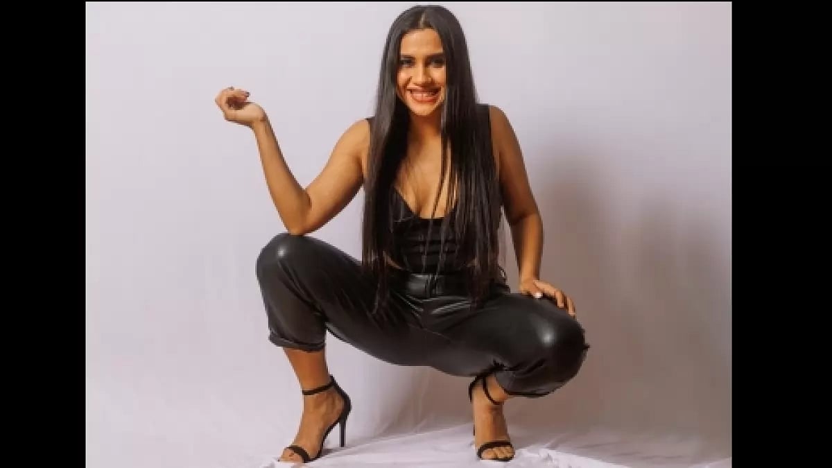 Nikhita Gandhi