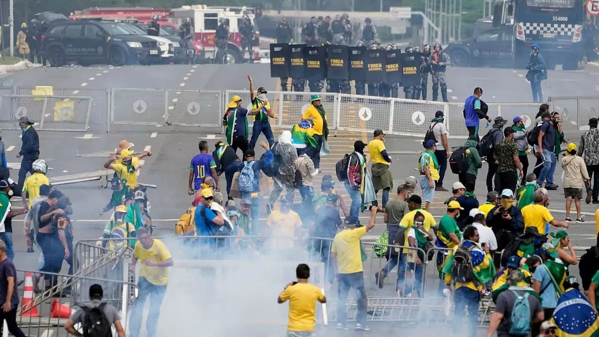 Pro-Bolsonaro supporters stormed Congress 