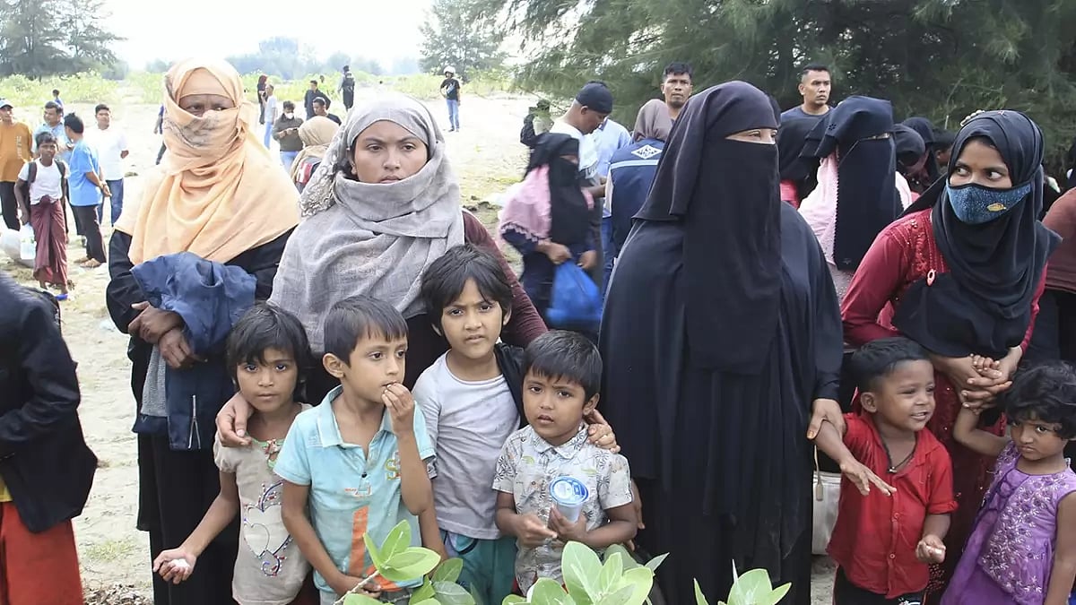 Indonesia Rohingya Refugees