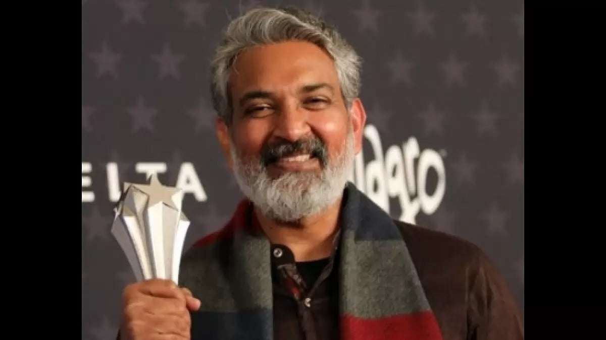 SS Rajamouli Poses With Award