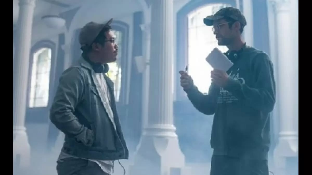 CCA2023: Best Director goes to the Daniels of 'Everything Everywhere All at Once'