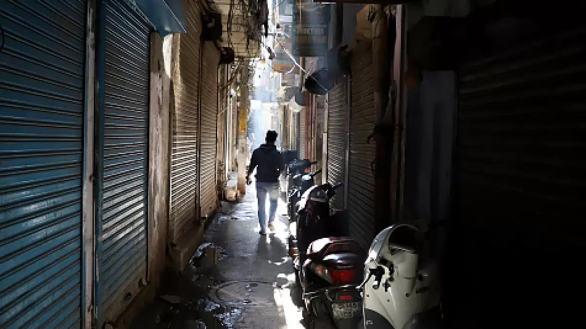 In our alleys, they never like to come... 