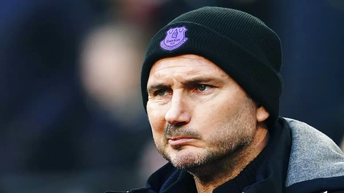 Frank Lampard looks on during Everton's match against West Ham on Saturday.