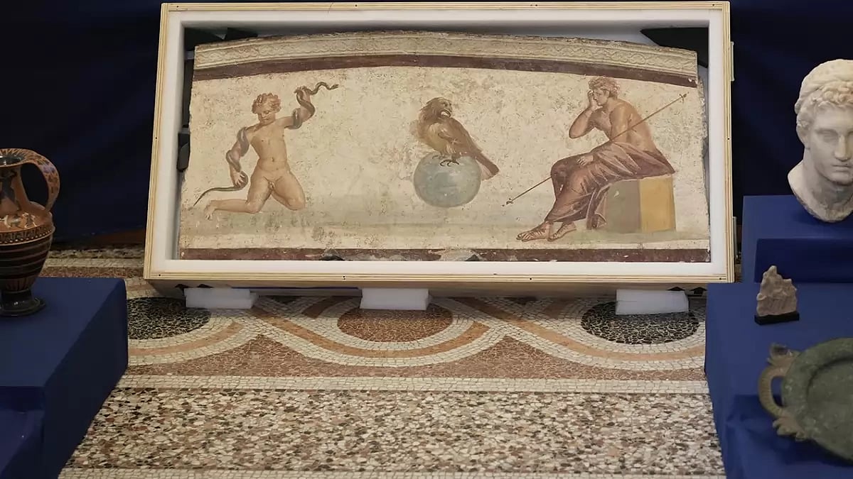 Italy Stolen Artifacts