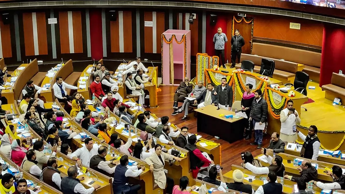 Aam Aadmi Party Rajya Sabha MP Sanjay Singh addresses his party members at the Civic Centre, after i