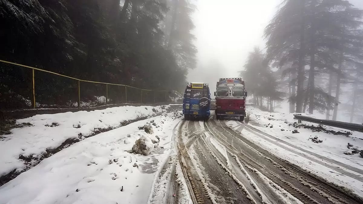 Snowfall in Patnitop