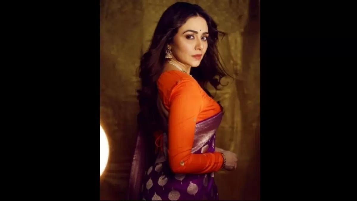Amruta Khanvilkar