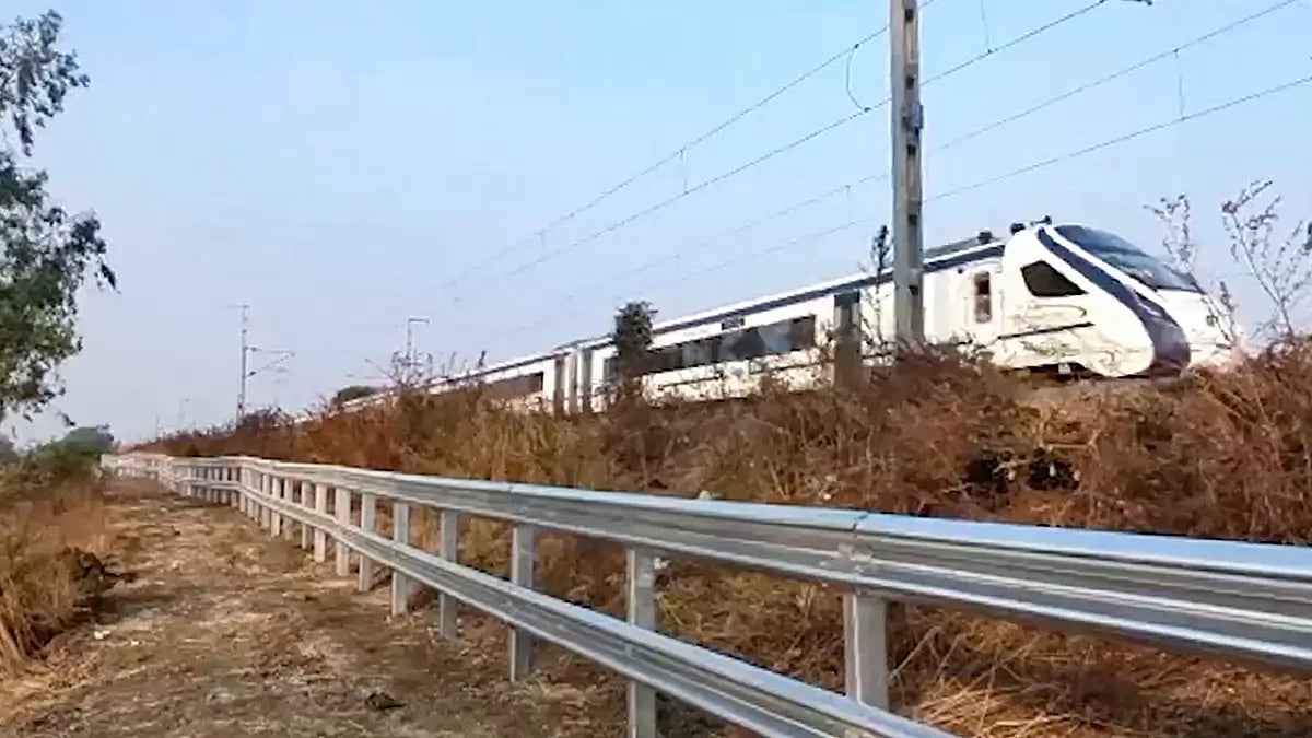 Cattle fencing on Vande Bharat route
