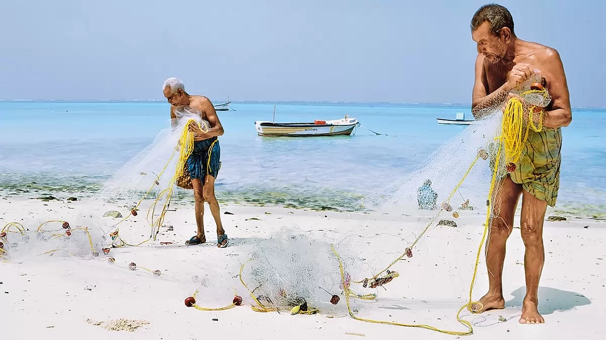 Destroying A Paradise In The Lakshadweep Sea