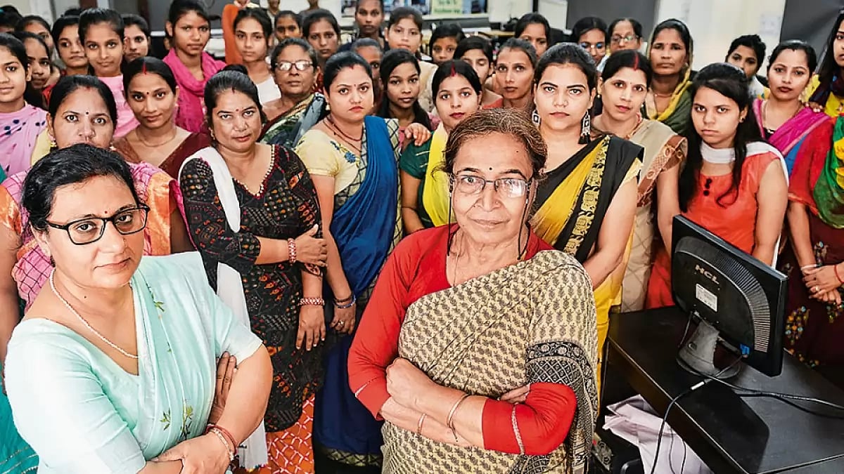 Irani called on investors to support women owned MSMEs
