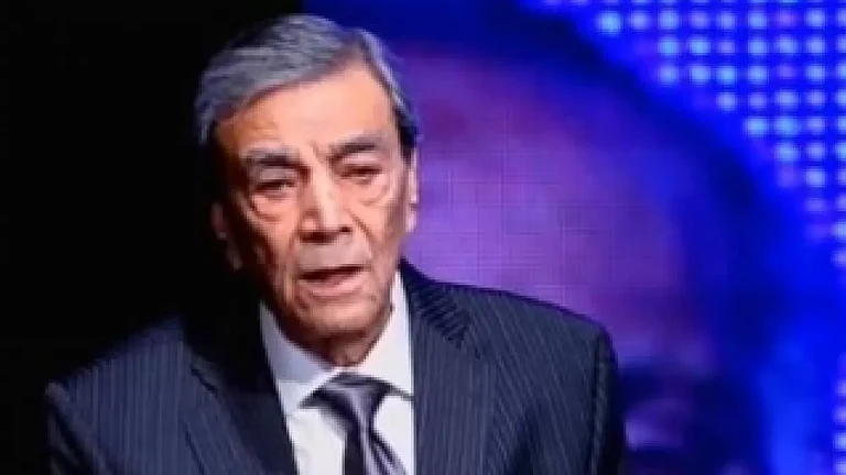 Zia Mohyeddin - null