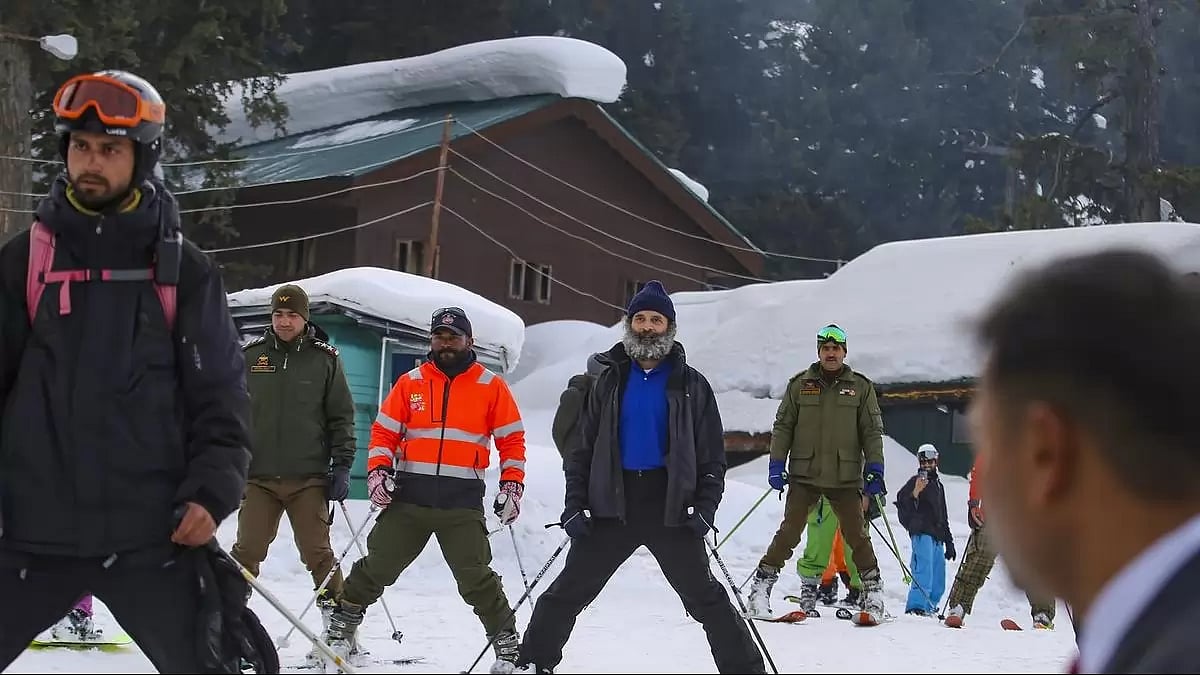Congress leader Rahul Gandhi spotted skiing in Gulmarg.