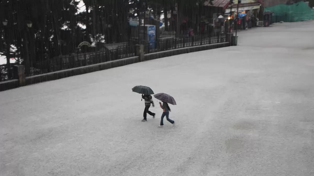 Heavy hailstorm in Shimla