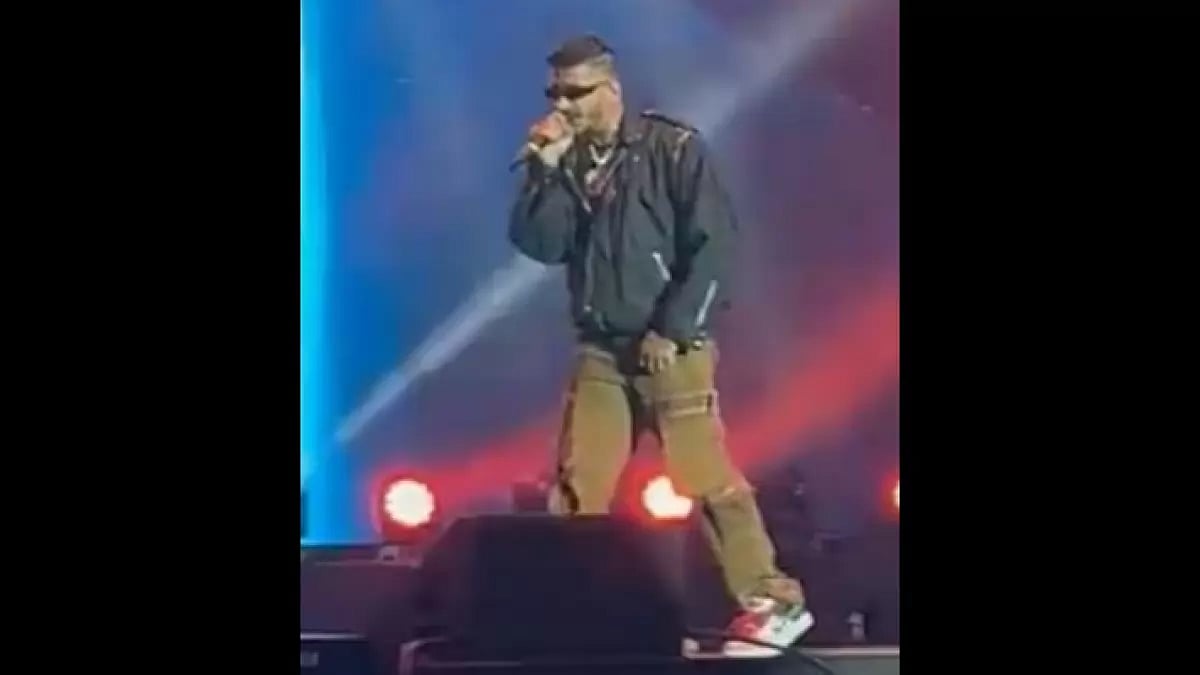 Divine at Vh1 Supersonic