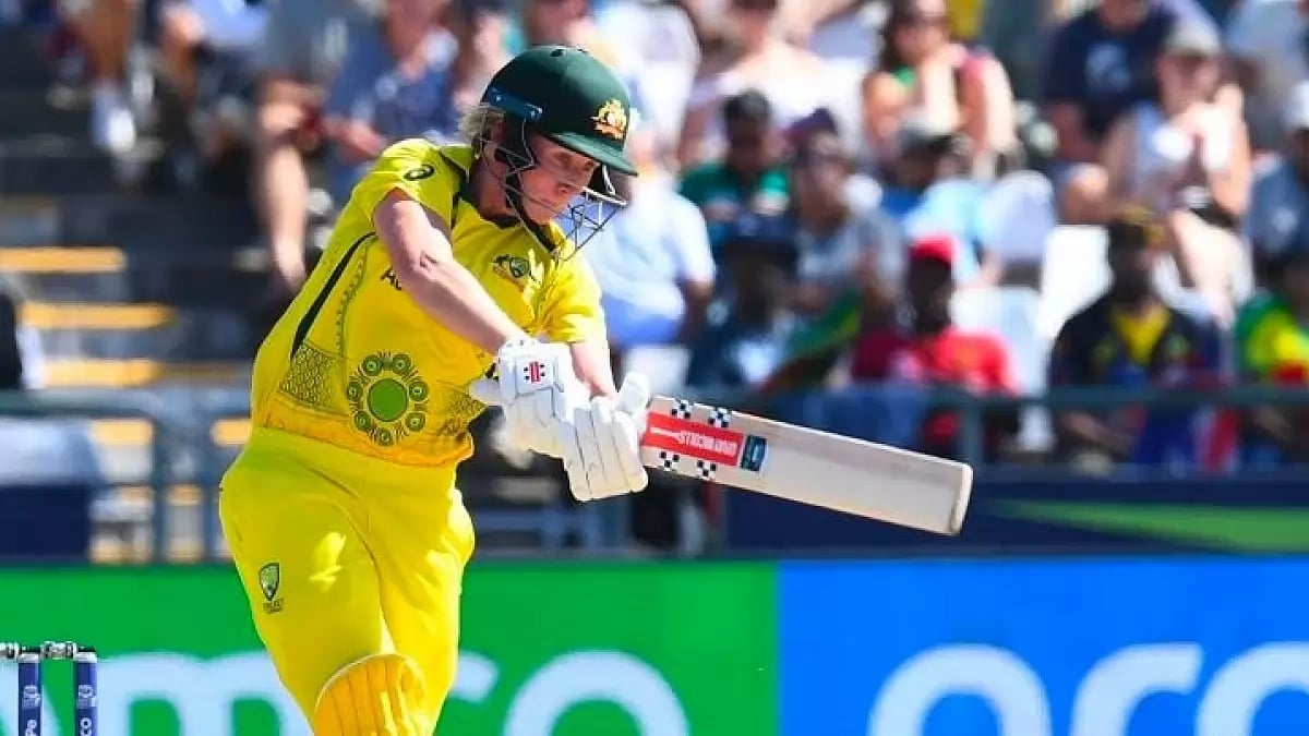 Beth Mooney scored an unbeaten 53-ball 79 comprising 9 fours and a six.